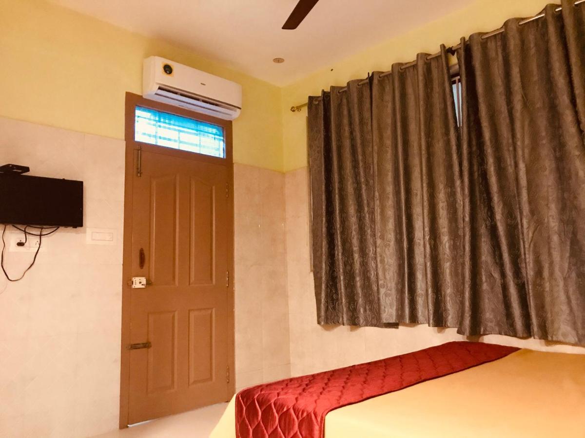 Rehoboth Home Stay 根尼亚古马里 外观 照片
