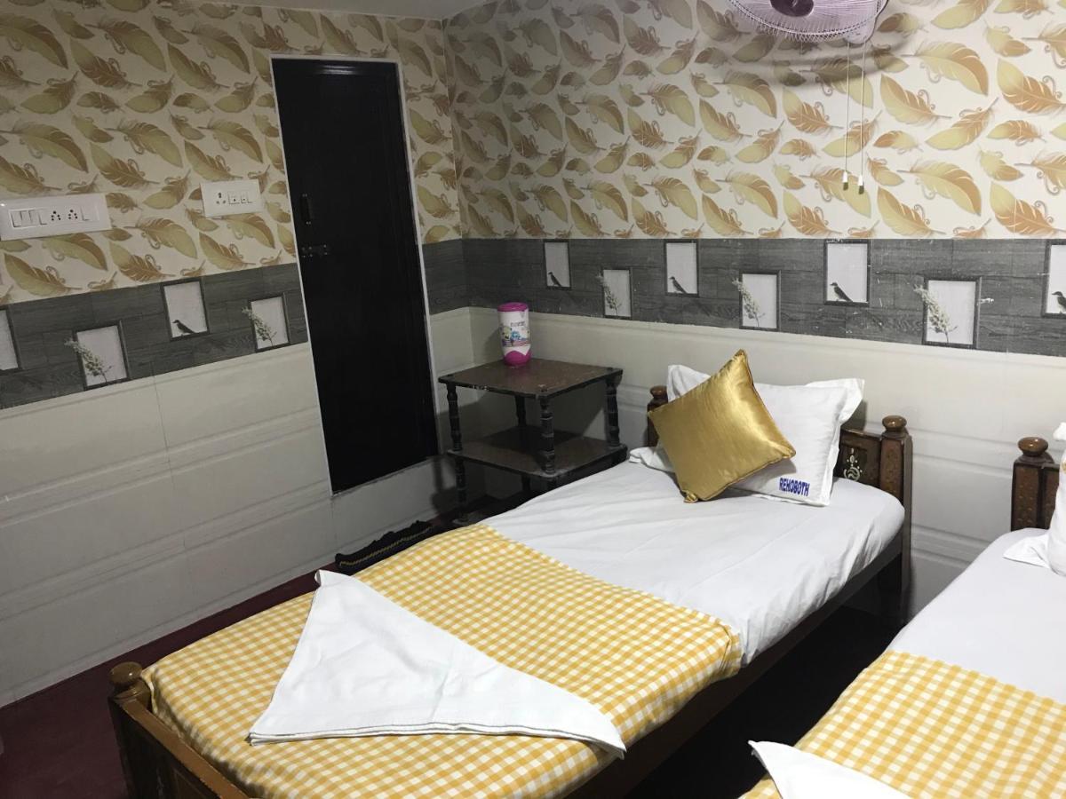 Rehoboth Home Stay 根尼亚古马里 外观 照片