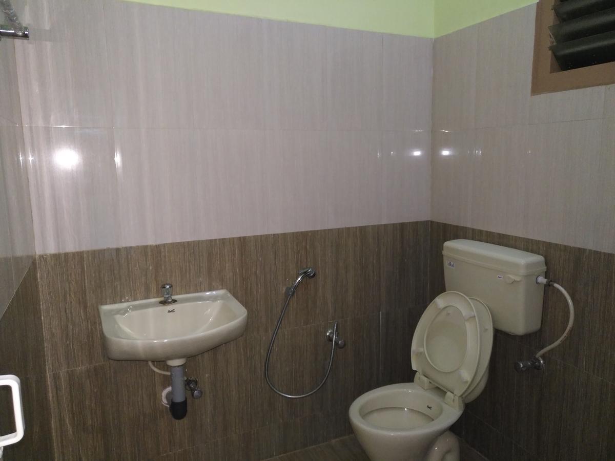 Rehoboth Home Stay 根尼亚古马里 外观 照片